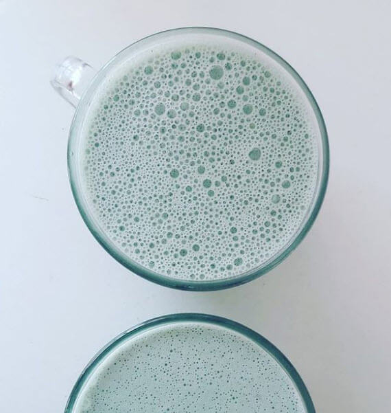 Easy Spirulina smoothie for weight loss